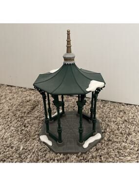 Vintage Dept 56 Heritage Village Collection Town Square Gazebo 5513-1 Retired